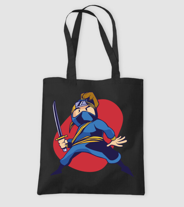 Copil Ninja model negru pe tricou