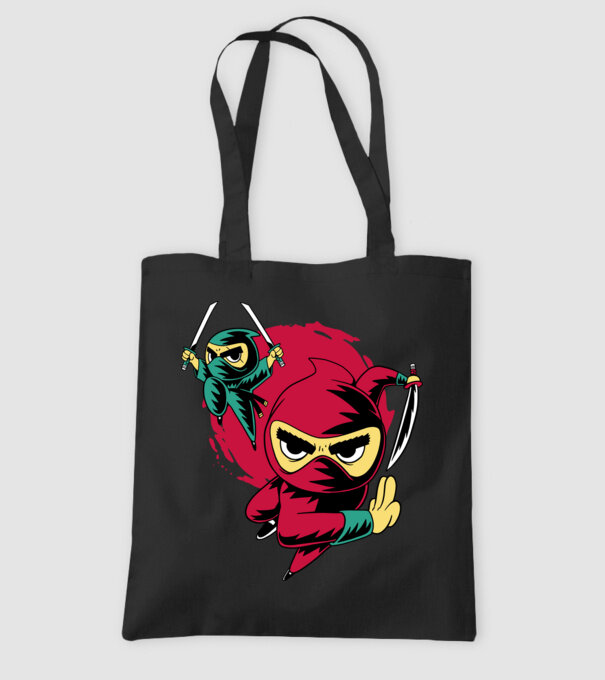 Tricou Ninja model negru pe tricou