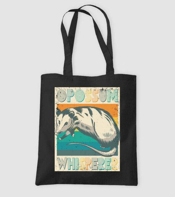 Opossum Whisperer model negru pe tricou