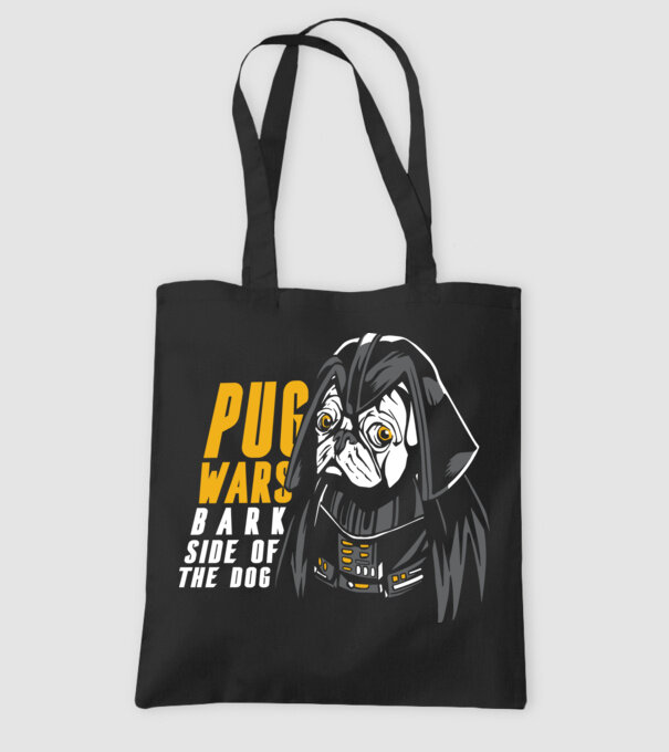 Pug Wars Mops model negru pe tricou
