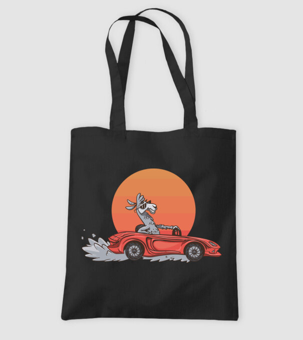Mașină Retro Llama model negru pe tricou