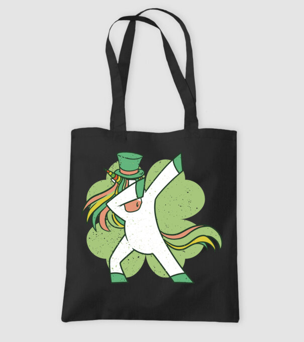 St Patrick Unicorn DAB model negru pe tricou