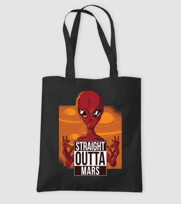 Straight Outta Mars Alien model negru pe tricou