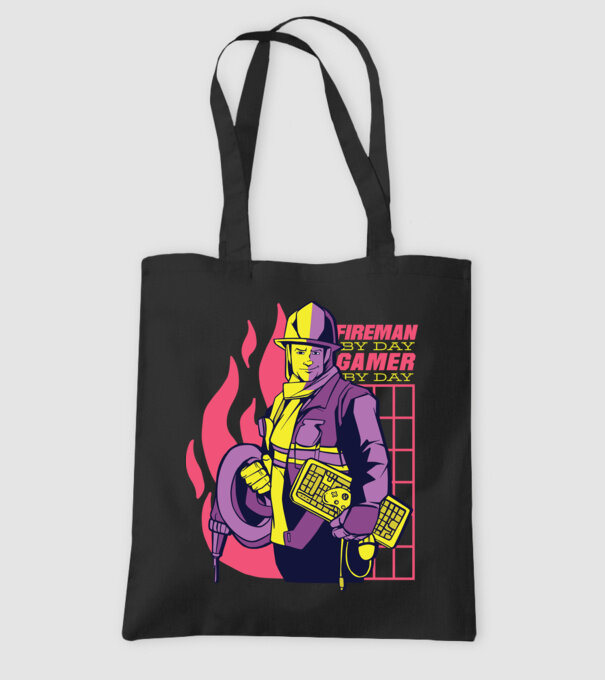 Pompier ziua, Gamer noaptea model negru pe tricou