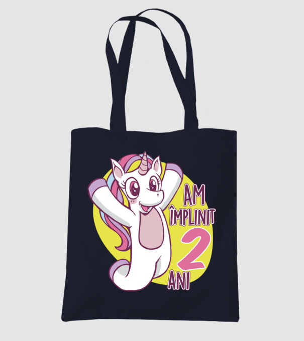 Am împlinit 2 ani model albastru închis pe tricou