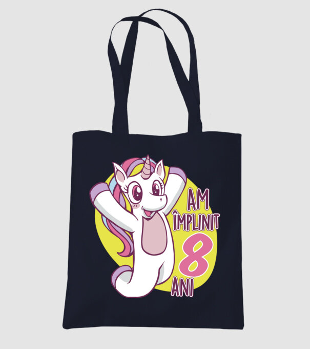Am împlinit 8 ani model albastru închis pe tricou