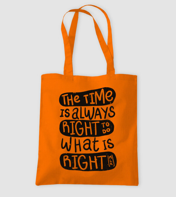 The time is always right model portocaliu pe tricou