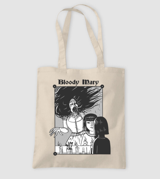 Bloody Mary model nisipiu pe tricou