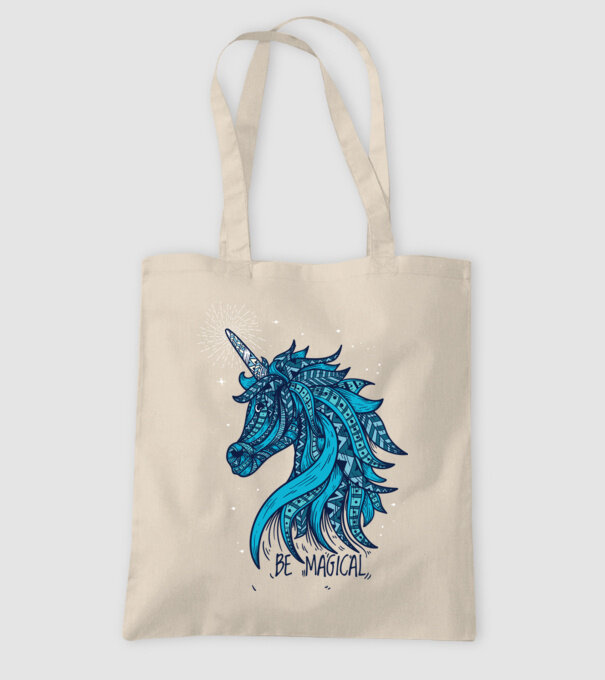 Unicorn magic model nisipiu pe tricou