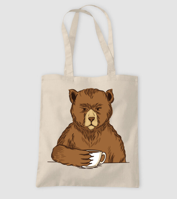 Urs cu cafea model nisipiu pe tricou