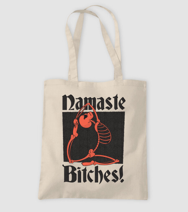 Namaste Bitches model nisipiu pe tricou