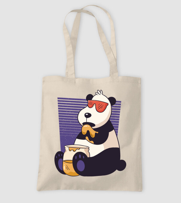 Panda cu miere model nisipiu pe tricou