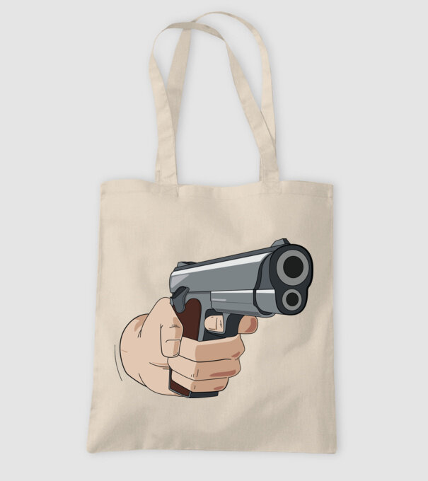 Pistol model nisipiu pe tricou