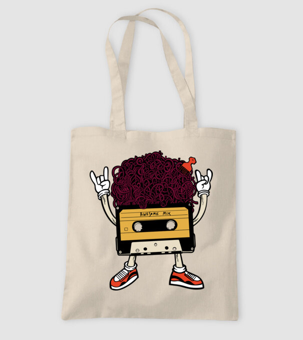 Casetă retro cu păr afro model nisipiu pe tricou