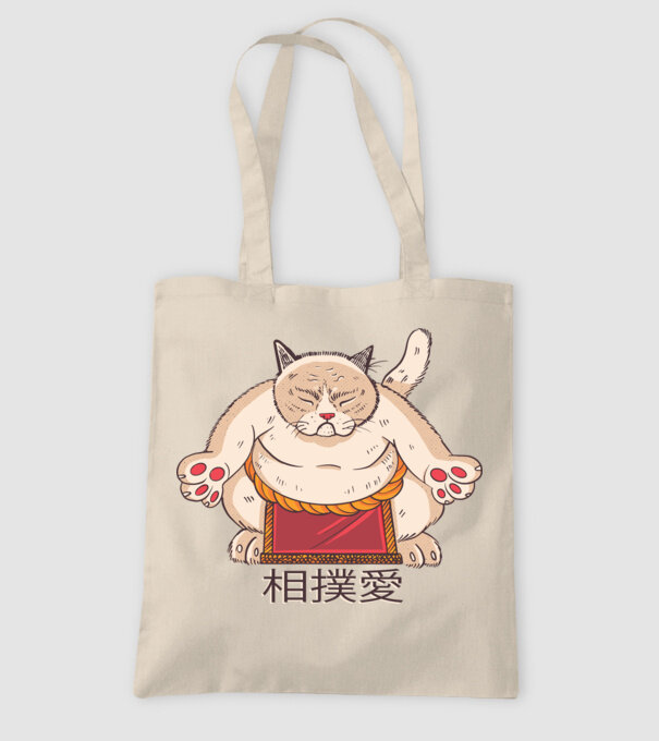 Pisică Sumo model nisipiu pe tricou