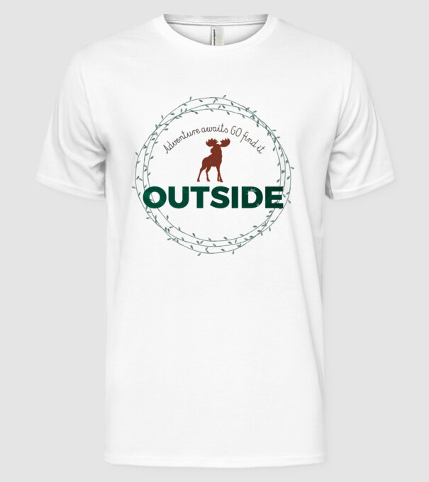 Adventure awaits model alb pe tricou