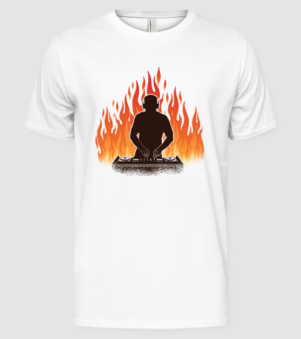 DJ Flăcări model alb pe tricou