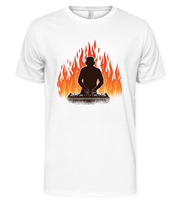  model  pe tricou