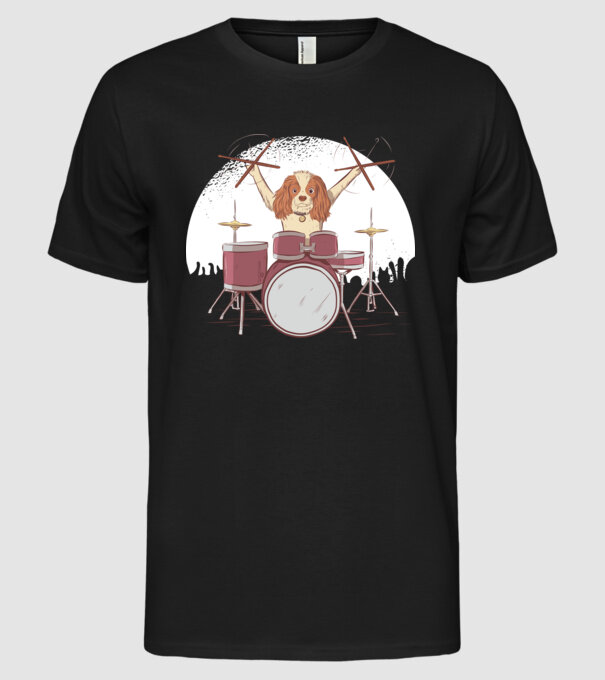 Câine Baterist model negru pe tricou