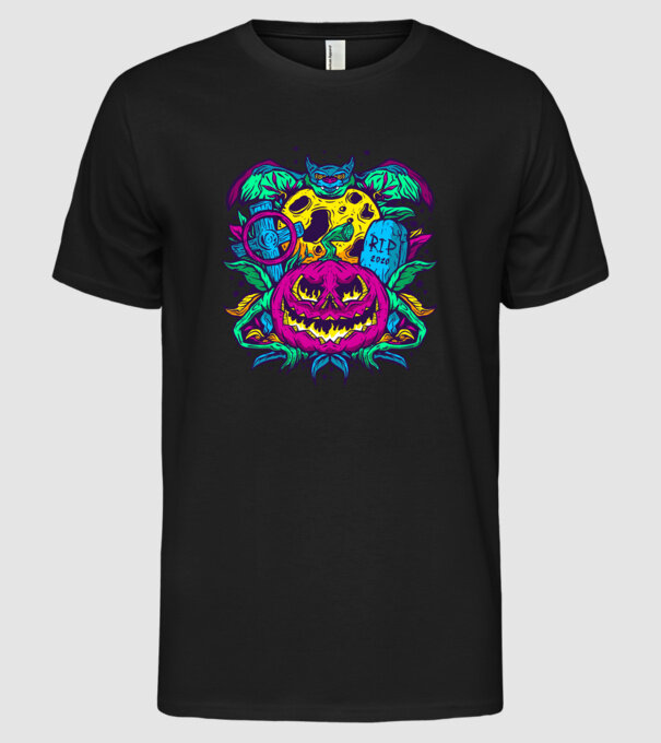 model negru pe tricou