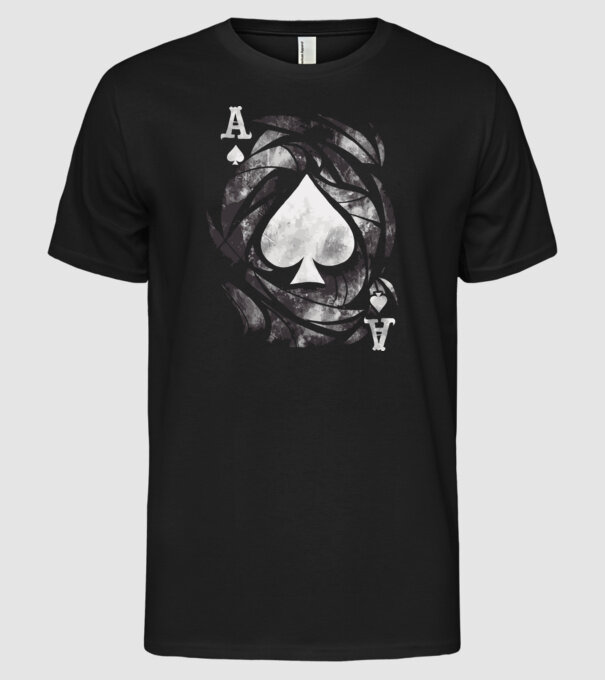 As de pică model negru pe tricou