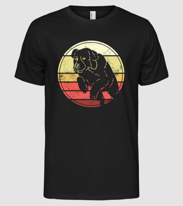 Câine Retro Landseer model negru pe tricou