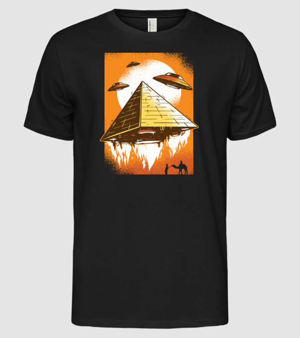 OZN Piramidă Alien model negru pe tricou