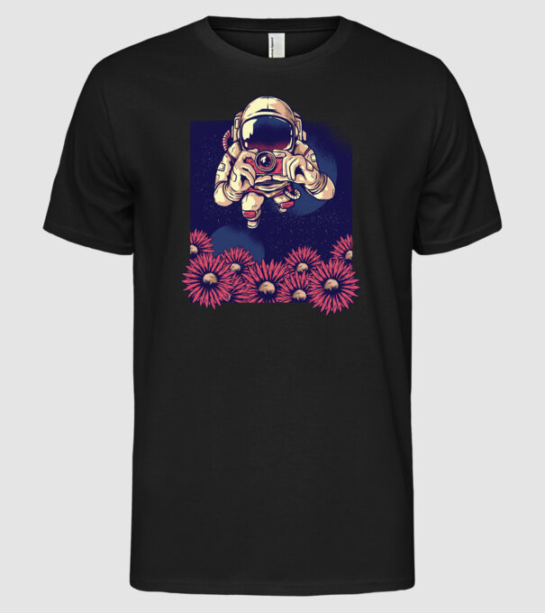 Astronaut Fotograf model negru pe tricou