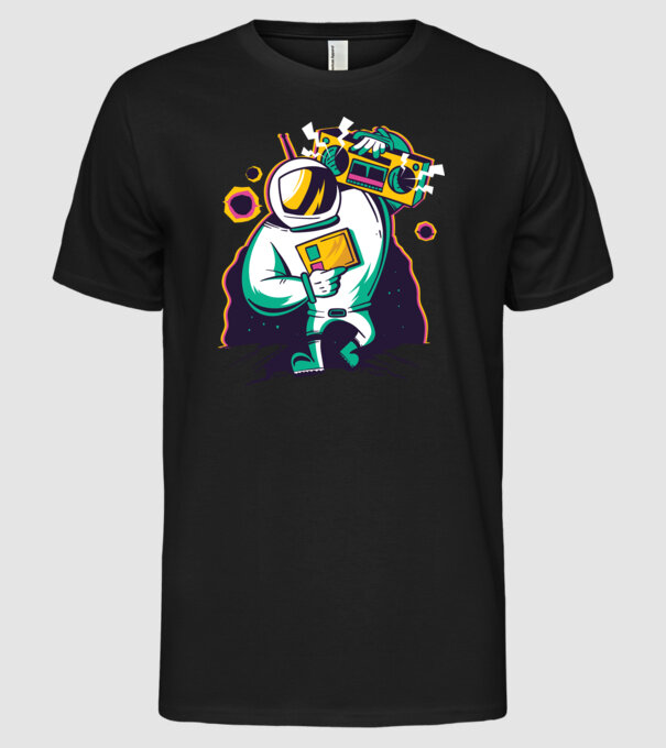 Astronaut cu casetofon model negru pe tricou