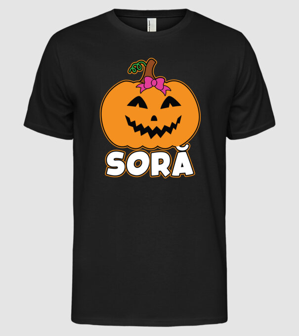soră model negru pe tricou