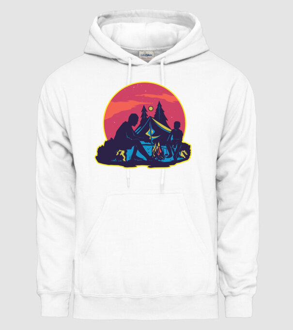 Campare pe timp de noapte model alb pe tricou