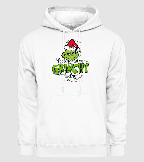 Feeling extra Grinchy today model alb pe tricou