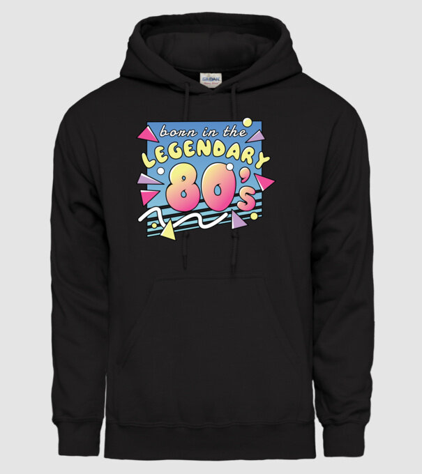 M-am născut în legendarii ani 80 model negru pe tricou