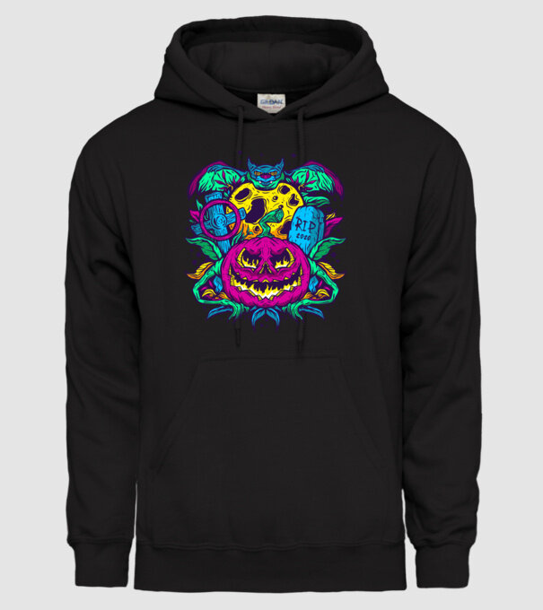 model negru pe tricou