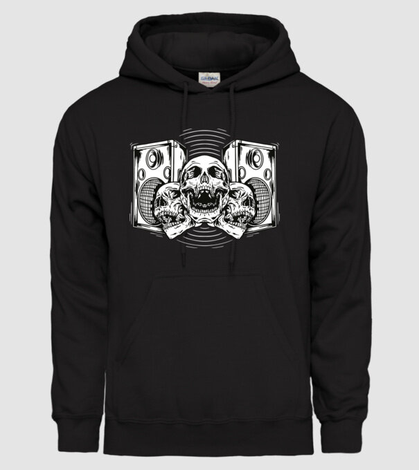 Cranii difuzor model negru pe tricou