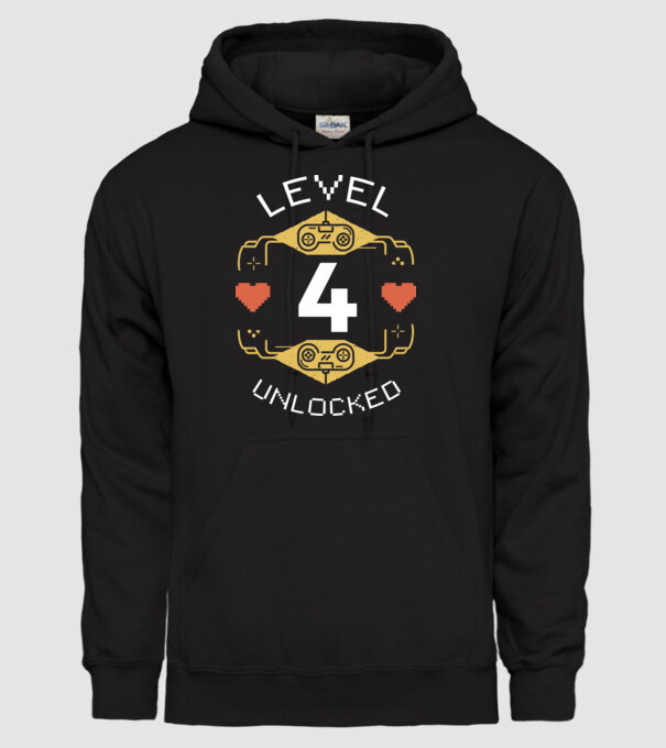 Level 4 Unlocked Gamer Birthday model negru pe tricou