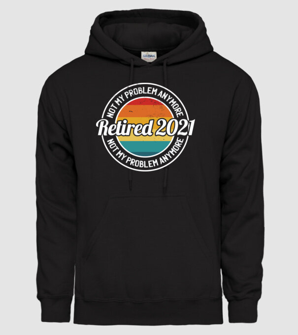 Pensionat 2021 model negru pe tricou