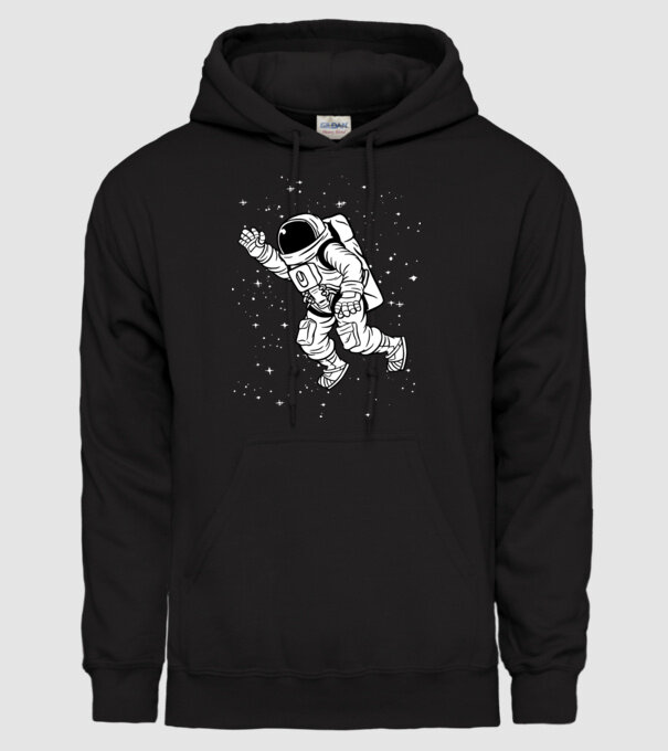 Astronaut model negru pe tricou