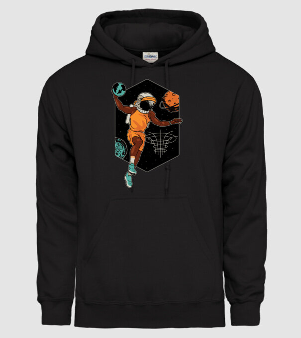 Astronaut Baschetbalist model negru pe tricou