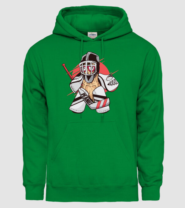 Portar Hochei Alună model verde pe tricou