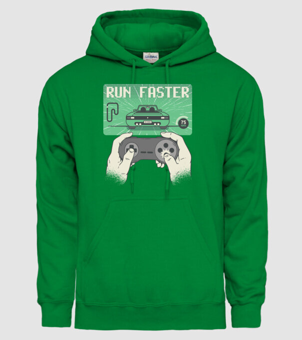 Retro gamer Outrun model verde pe tricou