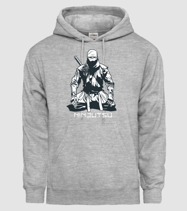 Ninja model gri pe tricou