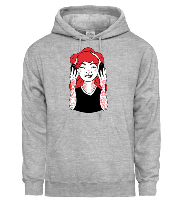  model  pe tricou