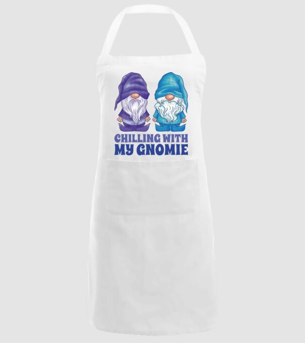 Chilling with my Gnomie model alb pe tricou