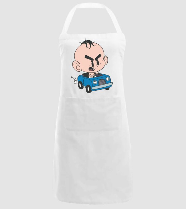 Copilaș cu mașină model alb pe tricou