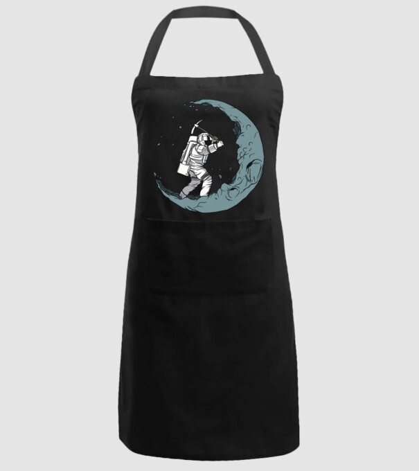 Astronaut pe Lună model negru pe tricou