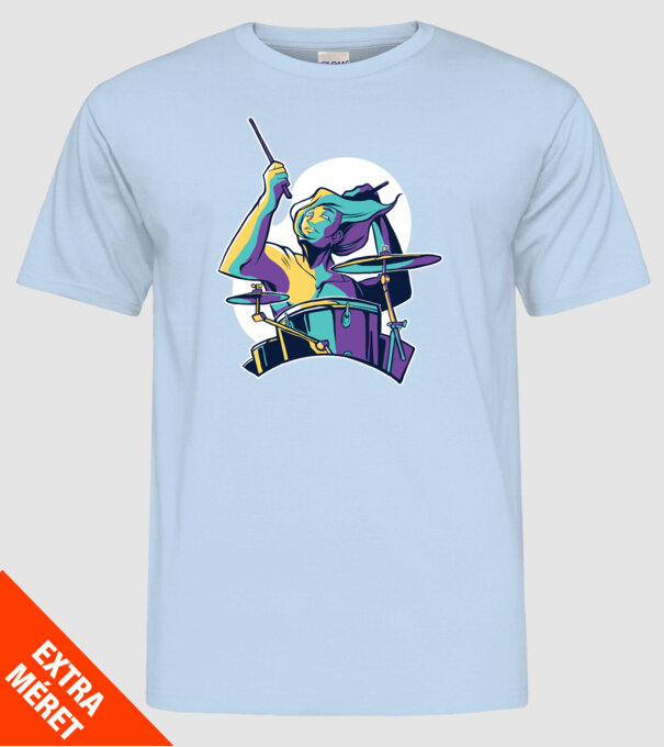 Baterist model albastru deschis pe tricou