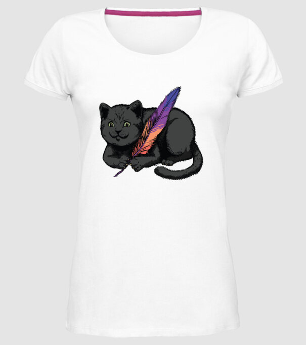 Pisicuță neagră cu pene model alb pe tricou