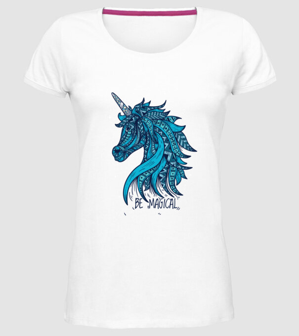 Unicorn magic model alb pe tricou