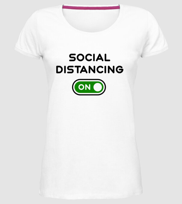 Social distancing on model alb pe tricou